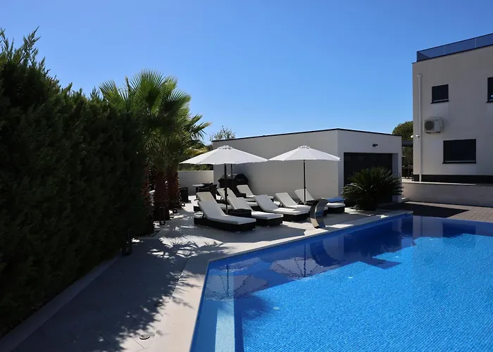 Vila Luxury Sundance *