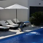 Luxury Sundance Villa Traù
